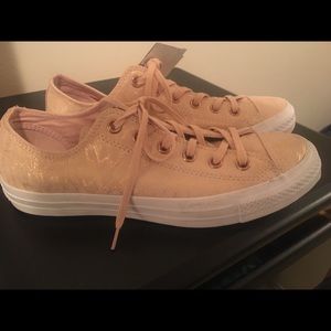 Pink printed converse